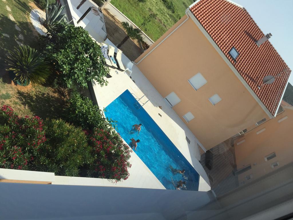 Orange Apartments Novalja Luaran gambar